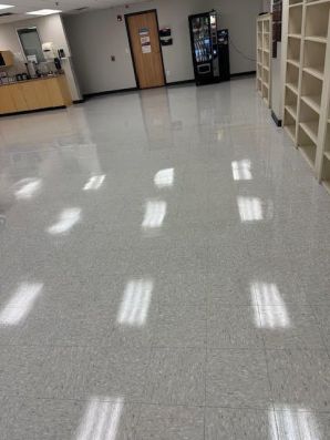 Floor Stripping and Waxing in Fremont, NE (2)